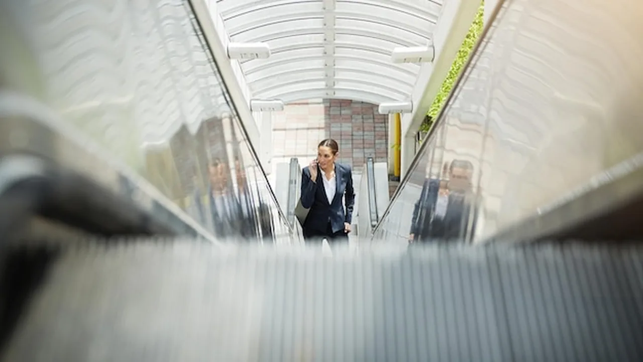 Banking and Off-Ramp Flows