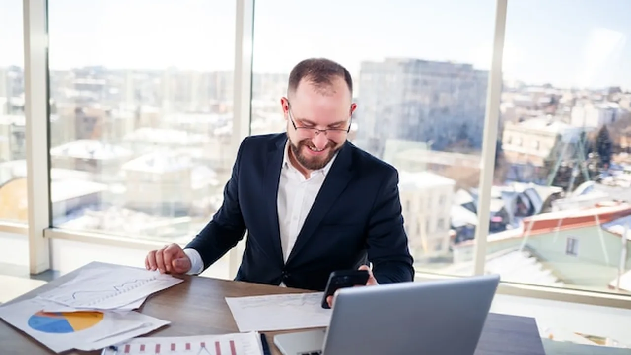 Who UAE Corporate Tax Applies To